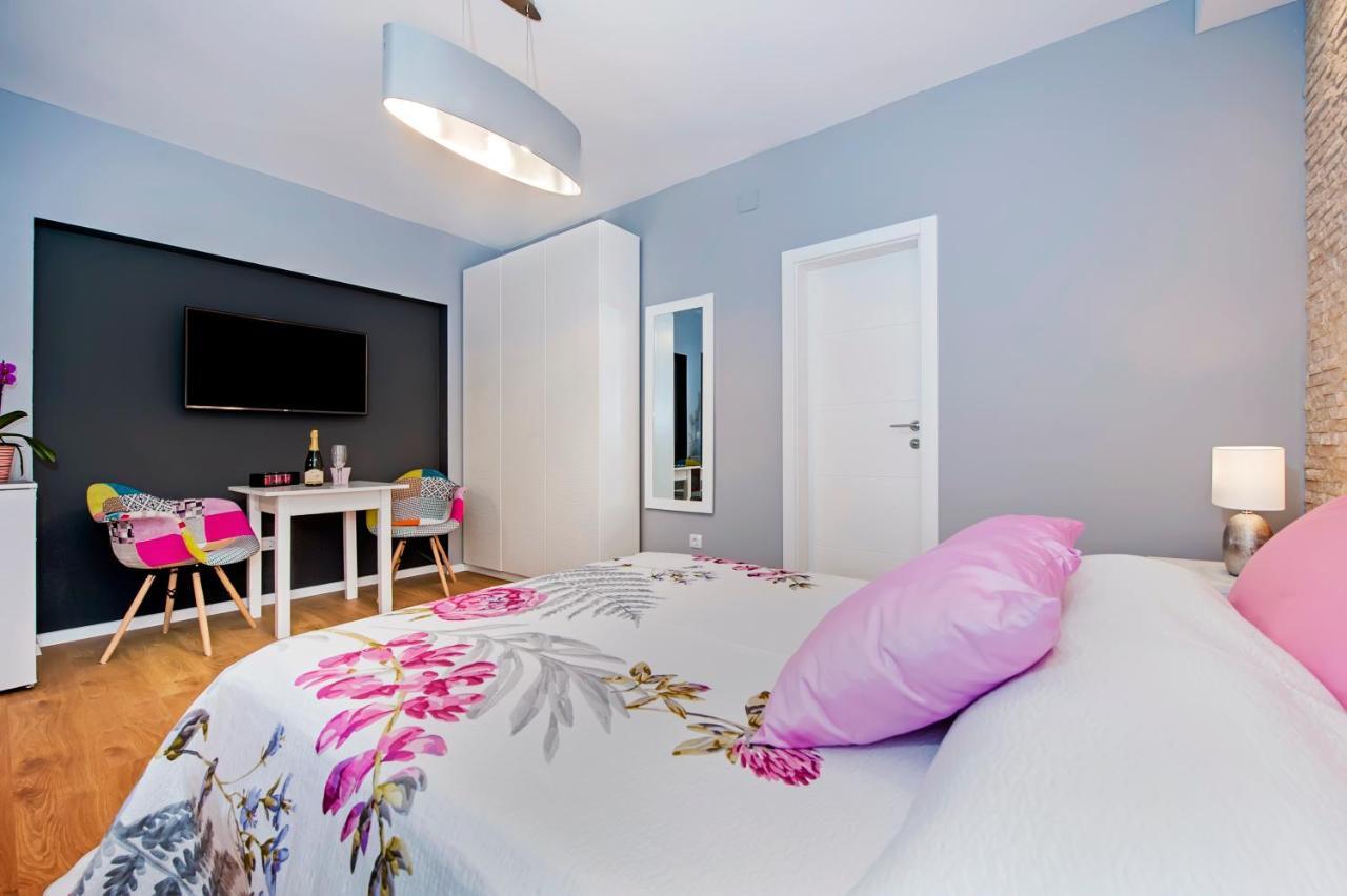 Apartments Modrusan Ровінь Екстер'єр фото